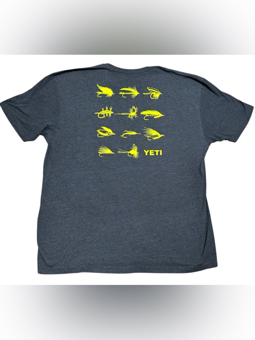YETI Fishing fly Lure T-shirt size XXL gray